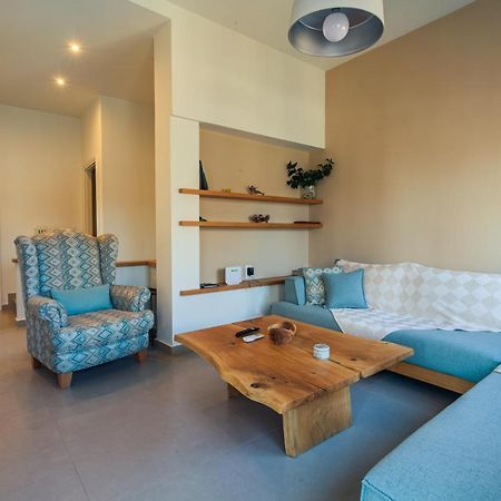 Upscale Modern Escape In The Historic Center Apartment กาลามาตา ภายนอก รูปภาพ
