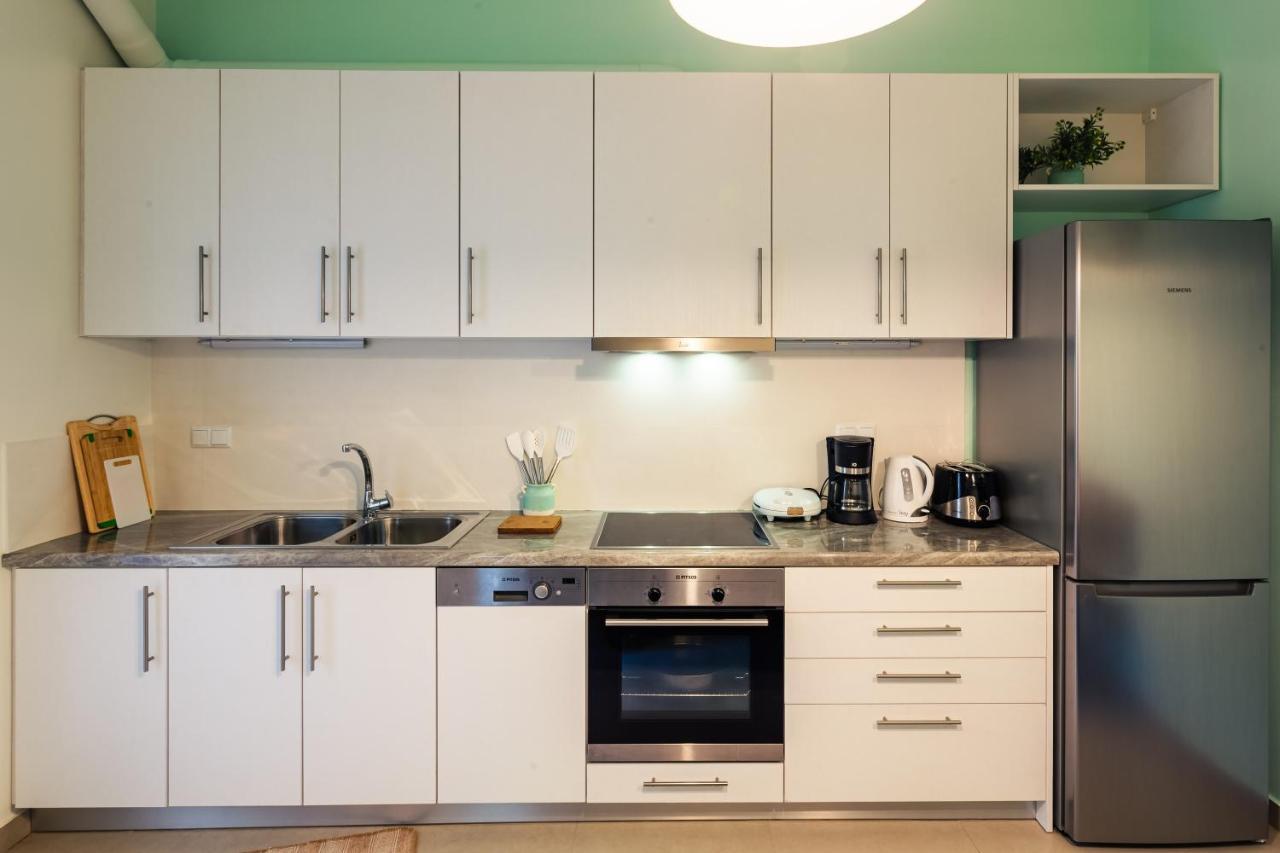 Upscale Modern Escape In The Historic Center Apartment กาลามาตา ภายนอก รูปภาพ